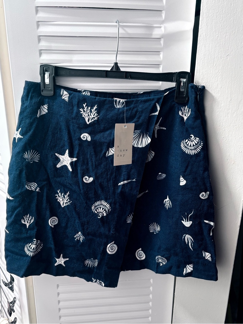 🌊 🐚 Beachy seashell skort NWT size 6
